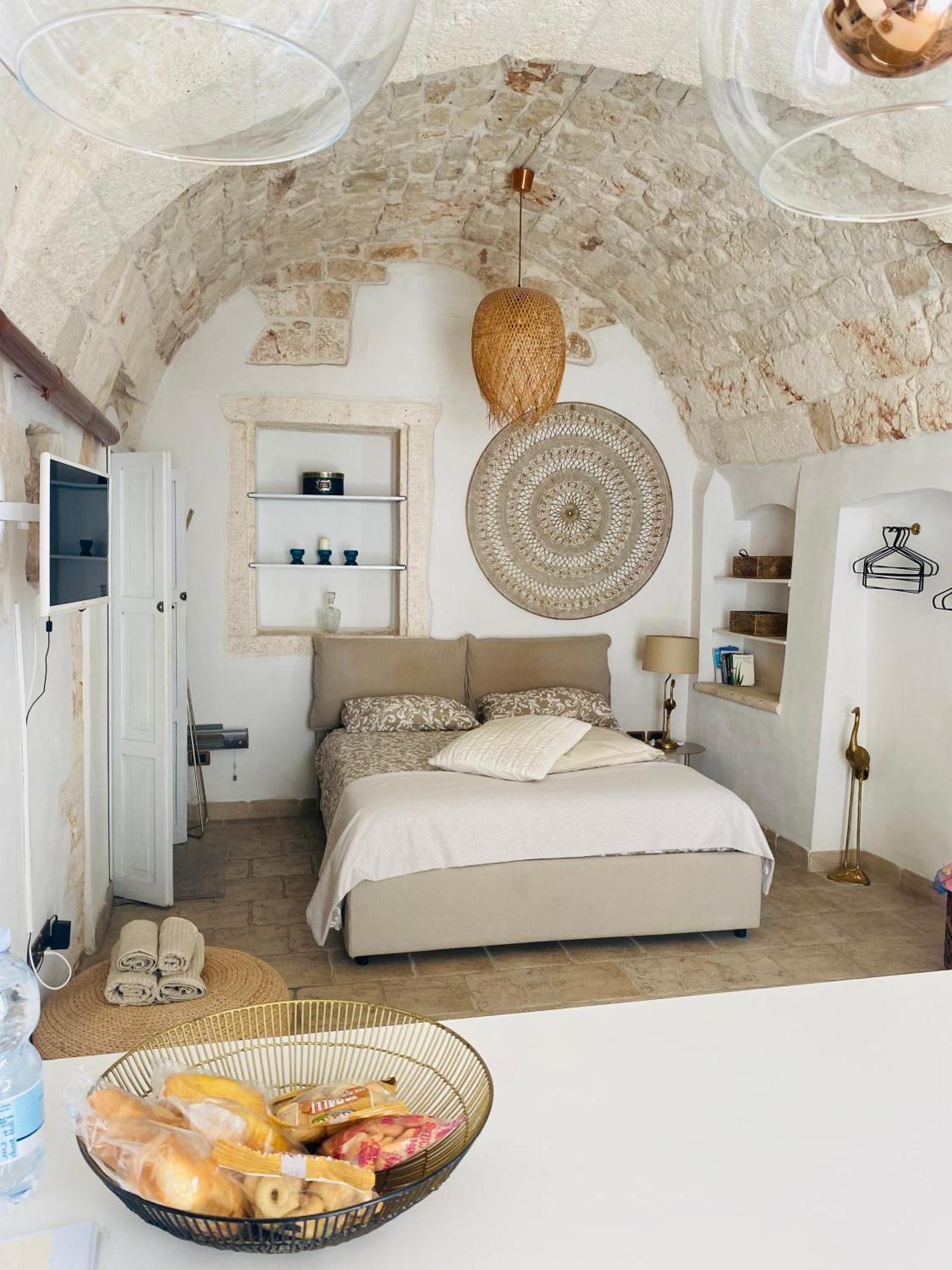 Casa Bixie Old Town Of Ostuni Puglia Lägenhet Exteriör bild